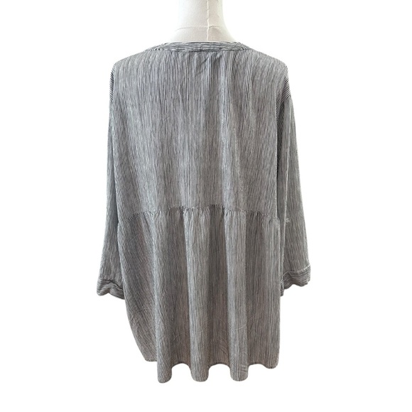 JNY Women's 3X Black Pinstripe Flowy Babydoll PLUS Curvy Classic Work Casual Top - Picture 6 of 6